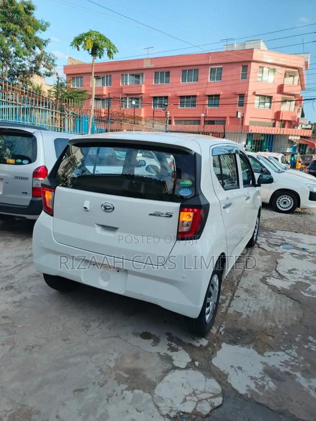 Daihatsu Mira 2018 White