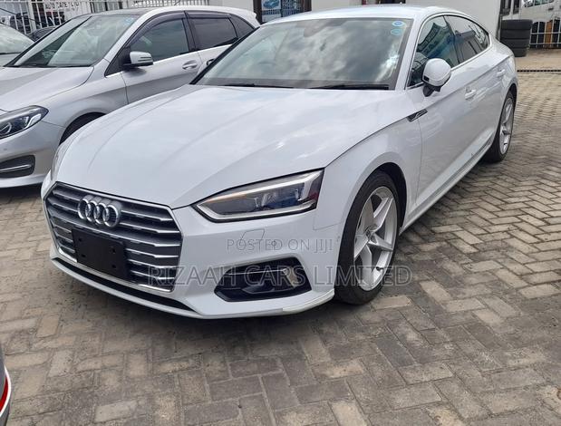 Audi A5 2.0T Premium AWD quattro Coupe 2018 White