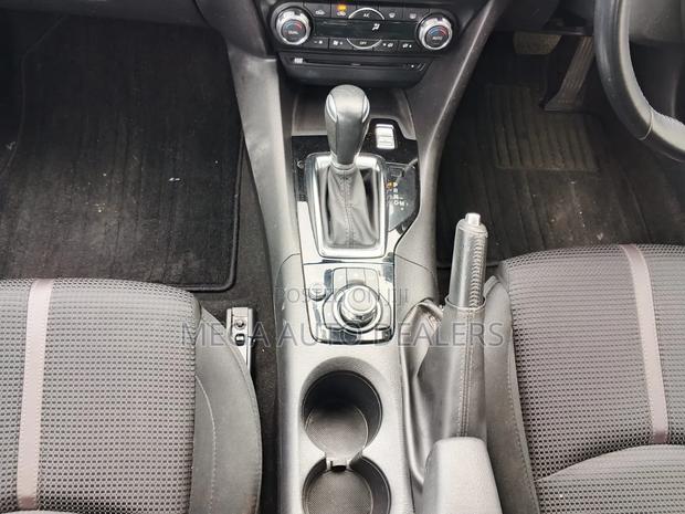 Mazda Axela 2018 Red