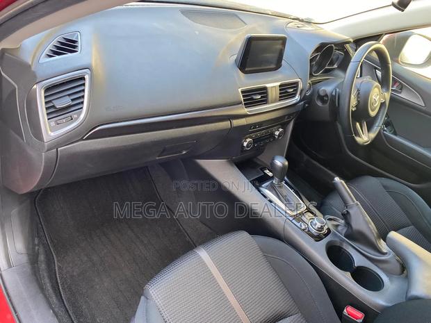 Mazda Axela 2018 Red