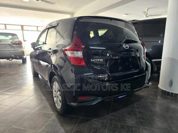 Nissan Note 1.2 Hybrid 2019 Black