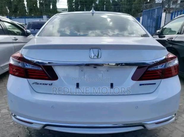 Honda Accord 2018 White