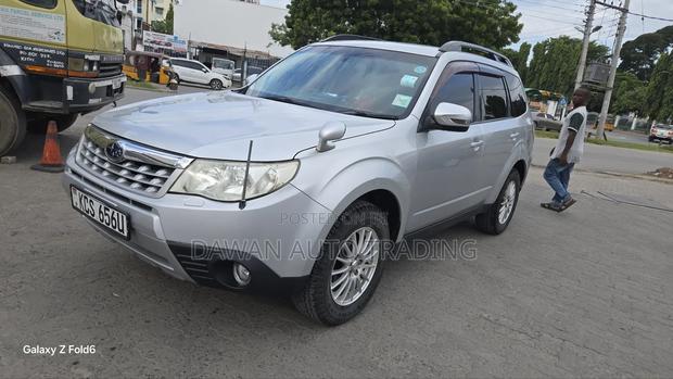 Subaru Forester 2012 Silver
