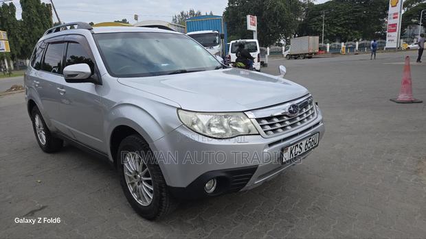 Subaru Forester 2012 Silver