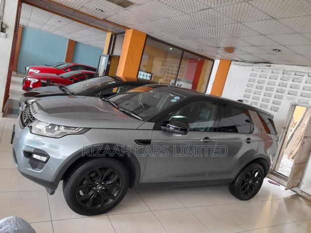 Land Rover Discovery Sport HSE 2017 Gray