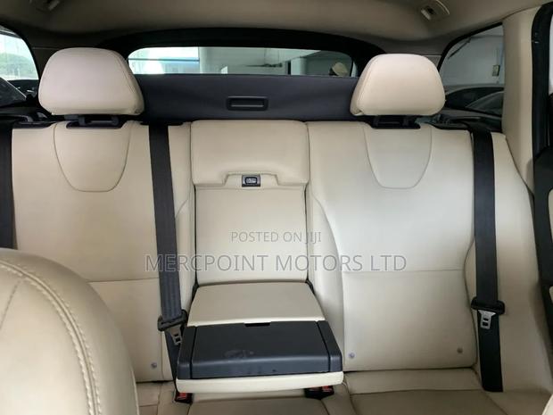 Volvo XC60 T5 Momentum AWD 2018 White
