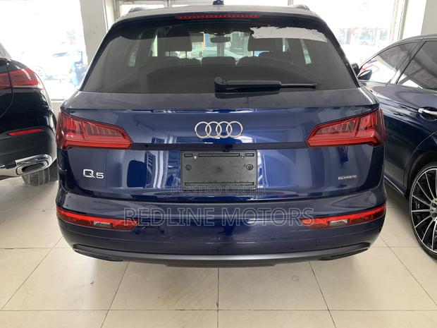 Audi Q5 2.0T Premium AWD quattro 2018 Blue