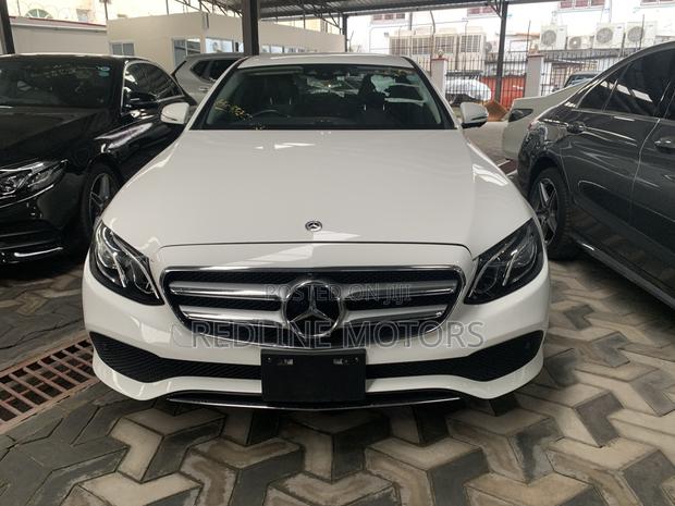 Mercedes-Benz E220 2018 Pearl