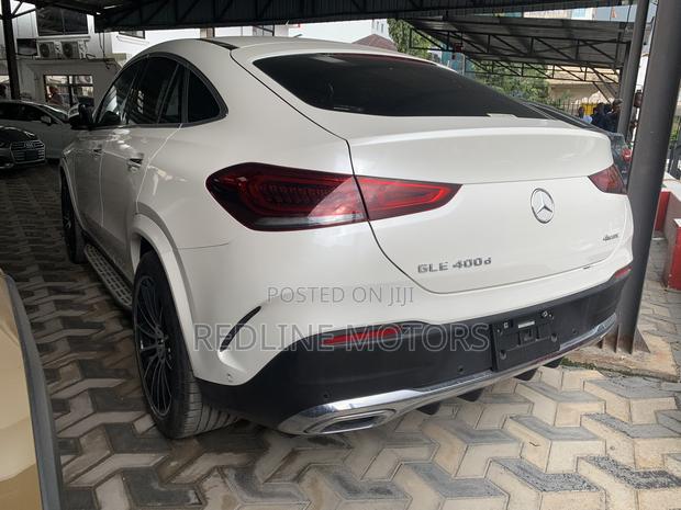 Mercedes-Benz GLE-Class GLE 400d 4MATIC 2019 White