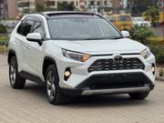 Toyota RAV4 2019 Pearl for sale