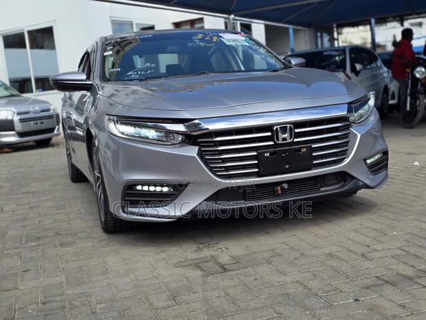Honda Insight Touring 2019 Silver