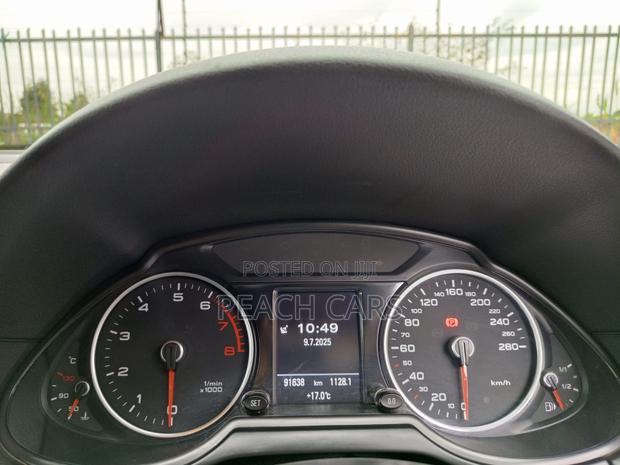 Audi Q5 2.0T Premium AWD quattro 2016 Black