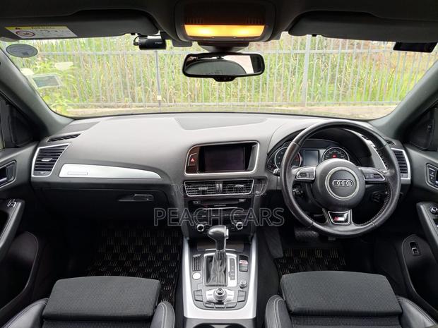Audi Q5 2.0T Premium AWD quattro 2016 Black