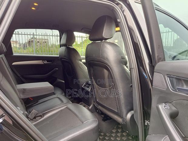 Audi Q5 2.0T Premium AWD quattro 2016 Black