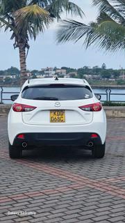 Mazda Axela 2015 White for sale
