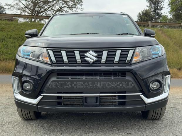 Suzuki Escudo 2018 Black