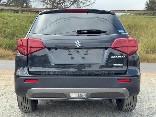 Suzuki Escudo 2018 Black