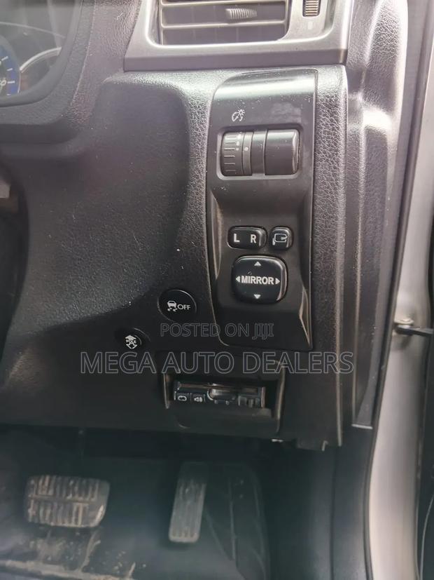 Subaru Forester 2011 Silver
