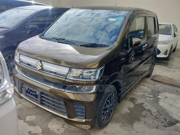 Suzuki Wagon R 2019 Gold
