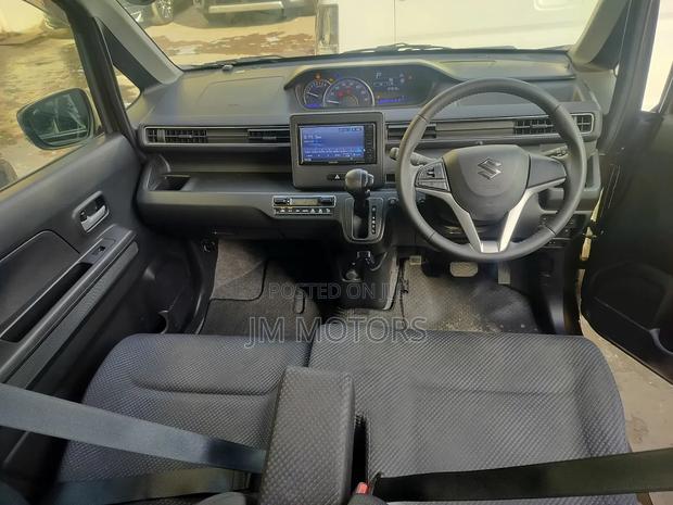 Suzuki Wagon R 2019 Gold