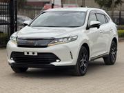 Toyota Harrier 2.0 2020 Pearl for sale