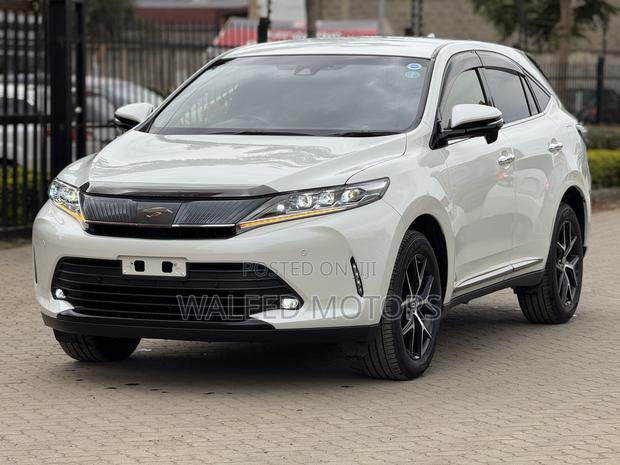 Toyota Harrier 2.0 2020 Pearl