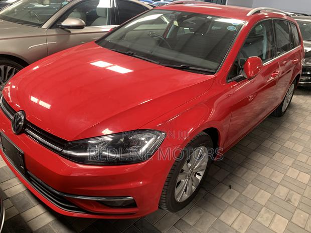 Volkswagen Golf Variant 2018 Red