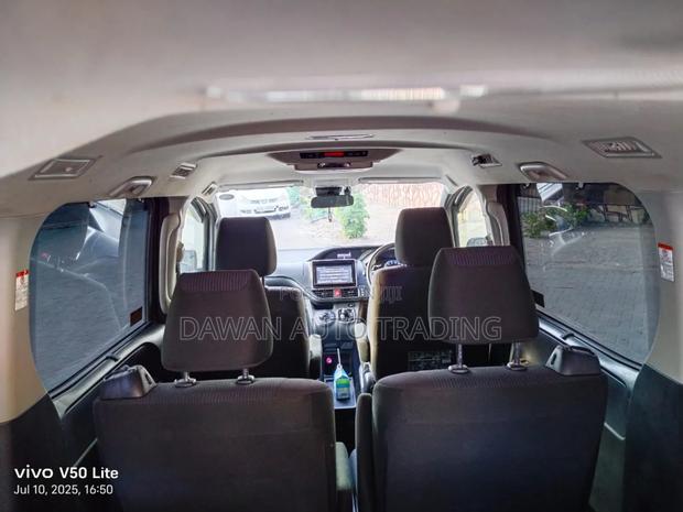Toyota Noah 2017 Black