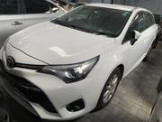 Toyota Avensis 2017 White for sale