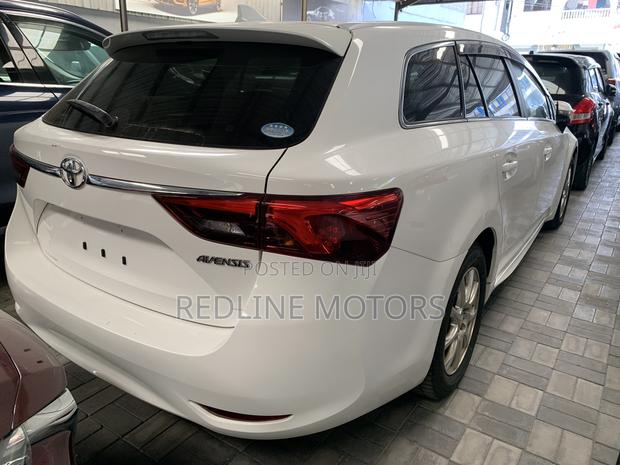 Toyota Avensis 2017 White