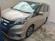 Nissan Serena 2018 Gold for sale