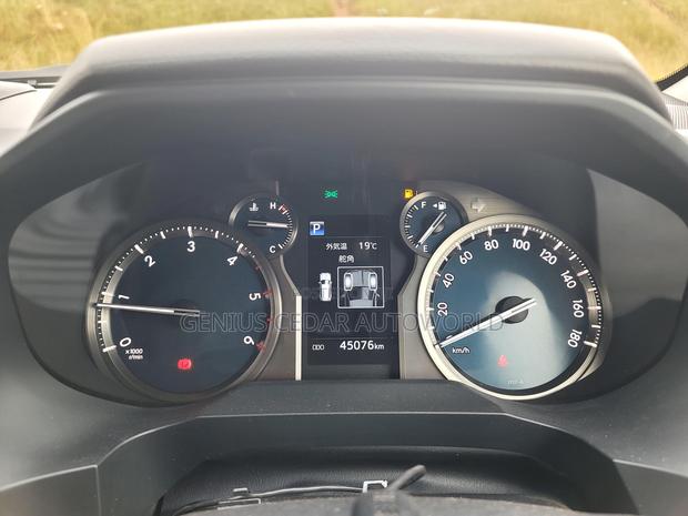 Toyota Land Cruiser Prado 2018 Black