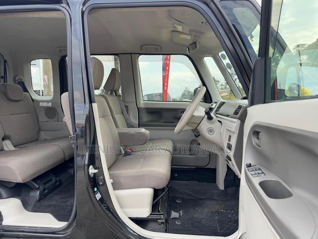 Daihatsu Tanto 2018 Black