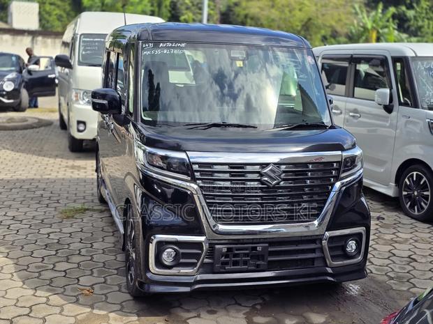 Suzuki Spacia 660 Hybrid T AWD 2018 Black