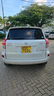 Toyota RAV4 2015 White for sale