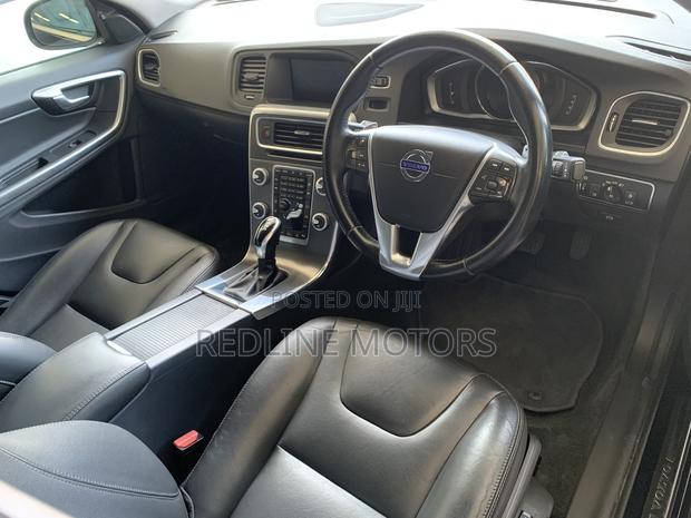 Volvo S60 2018 Black