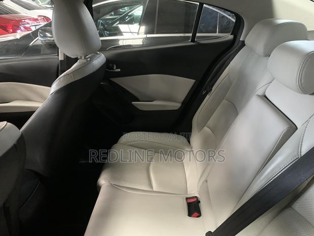 Mazda Axela 2018 Black