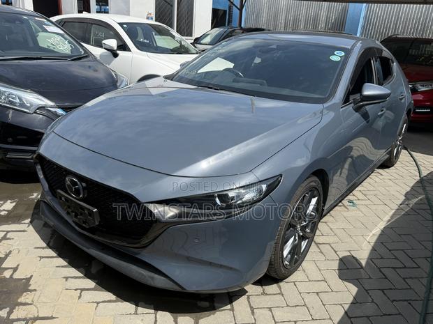 Mazda 3 2018 Silver
