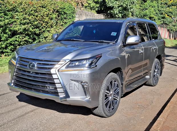Lexus LX 570 AWD 2017 Gray