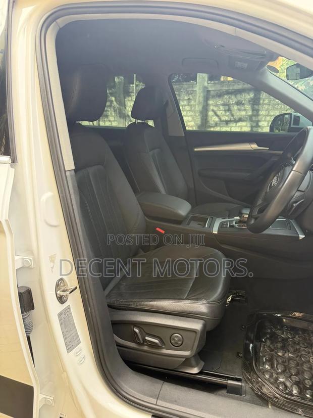 Audi Q5 2.0T Tech Premium AWD quattro 2018 White