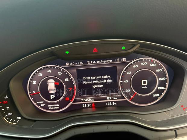 Audi Q5 2.0T Tech Premium AWD quattro 2018 White