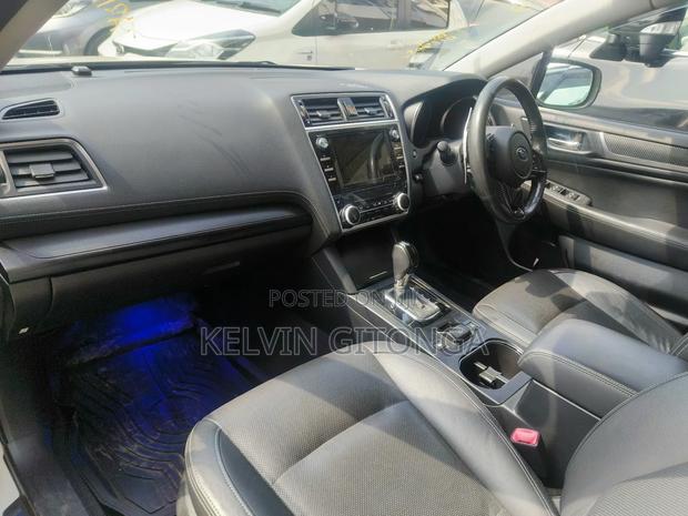 Subaru Legacy 2019 Silver