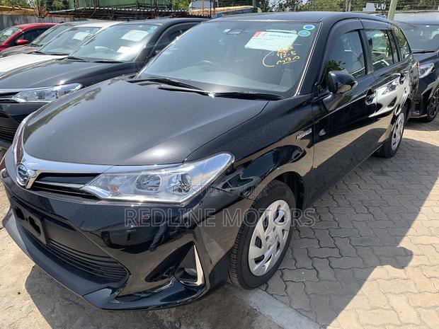 Toyota Corolla Fielder 1.5 Hybrid FWD 2018 Matt Black