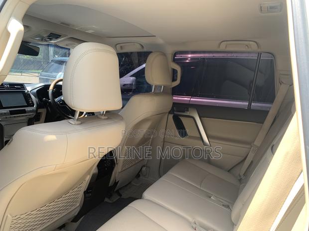 Toyota Land Cruiser Prado 2018 White