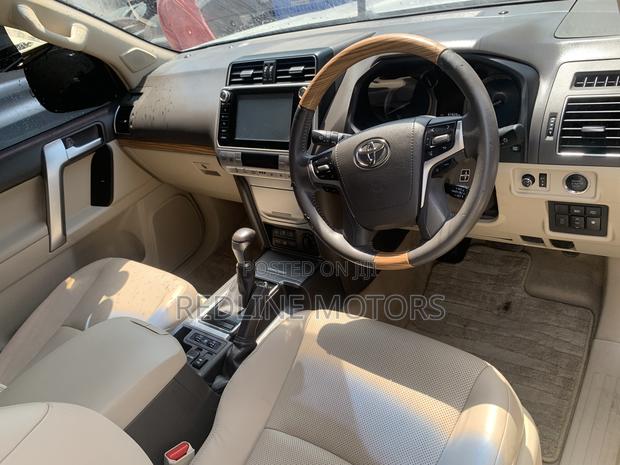 Toyota Land Cruiser Prado 2018 White