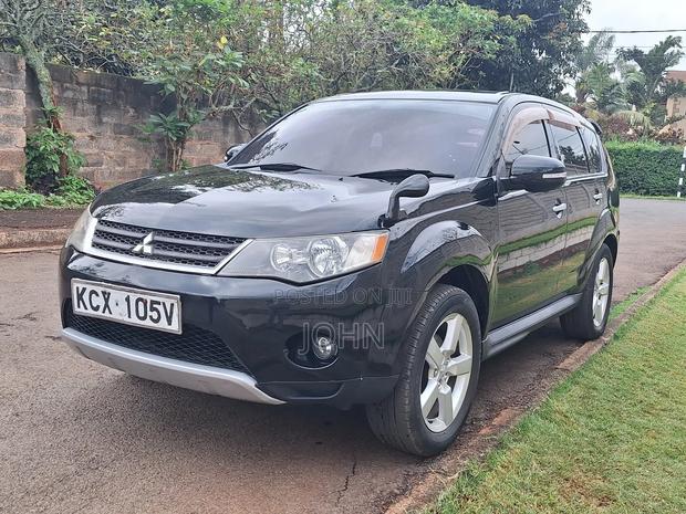 Mitsubishi Outlander 2012 Black