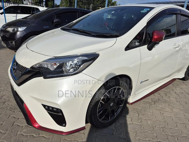Nissan Note 2018 White