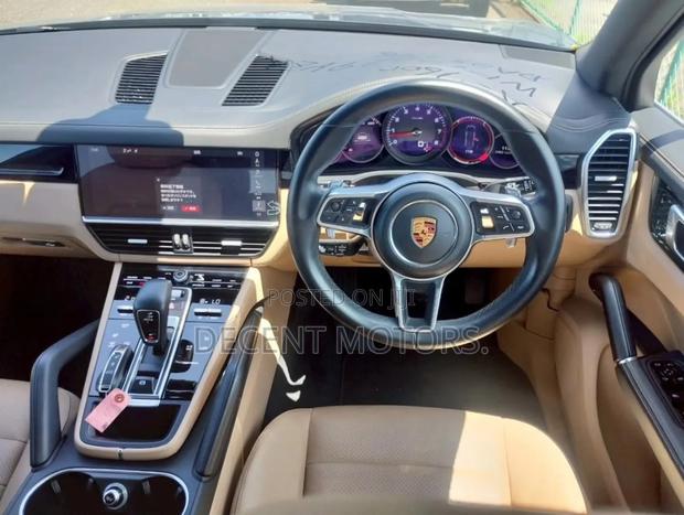 Porsche Cayenne Base AWD 2019
