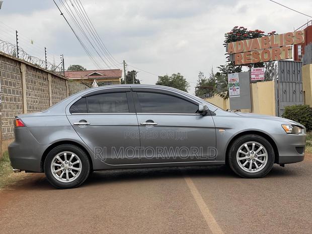 Mitsubishi Galant 2014 Gray