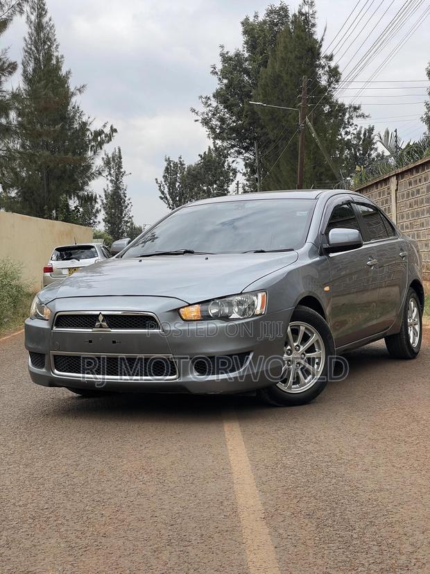 Mitsubishi Galant 2014 Gray